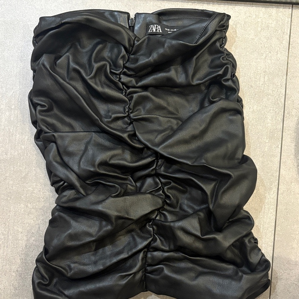 Zara Black Gathered Mini Skirt